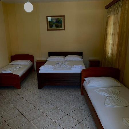 Ava'S Guesthouse Ksamil Eksteriør bilde