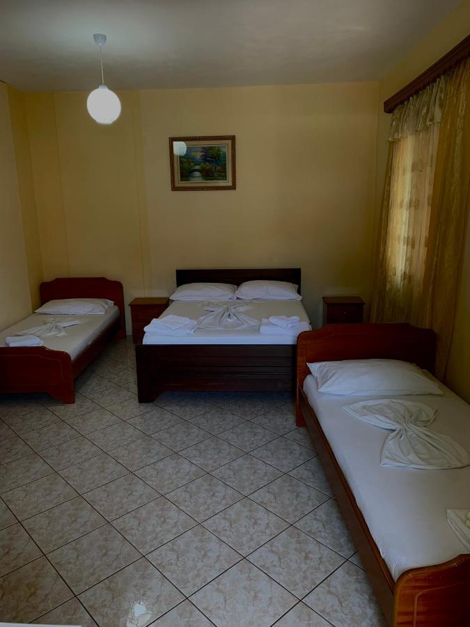 Ava'S Guesthouse Ksamil Eksteriør bilde